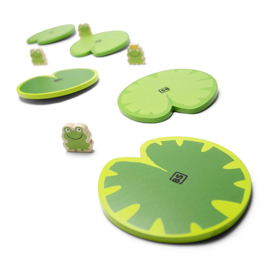 BS Toys Wooden 'Wobbly Lily Path' Outdoor Game